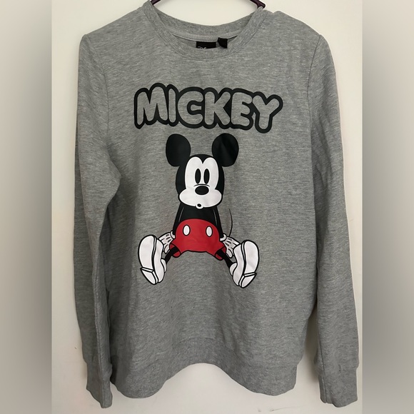 Disney Tops - Disney Mickey Sweatshirt